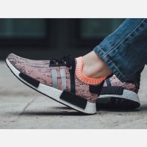Adidas NMD R1 Pink Glitch Camo Athletic Shoes Size 7 Style BB2361